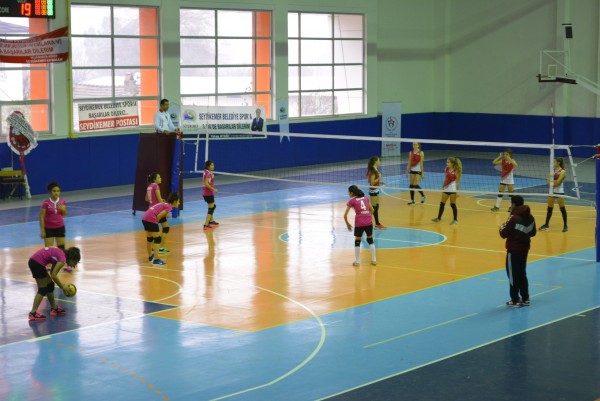 VOLYBOL FİNALLERİ FOTOGRAF (1)